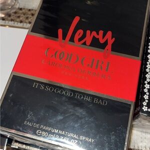 Carolina Herrera Very Good Girl Eau de Parfum - Black & Red
